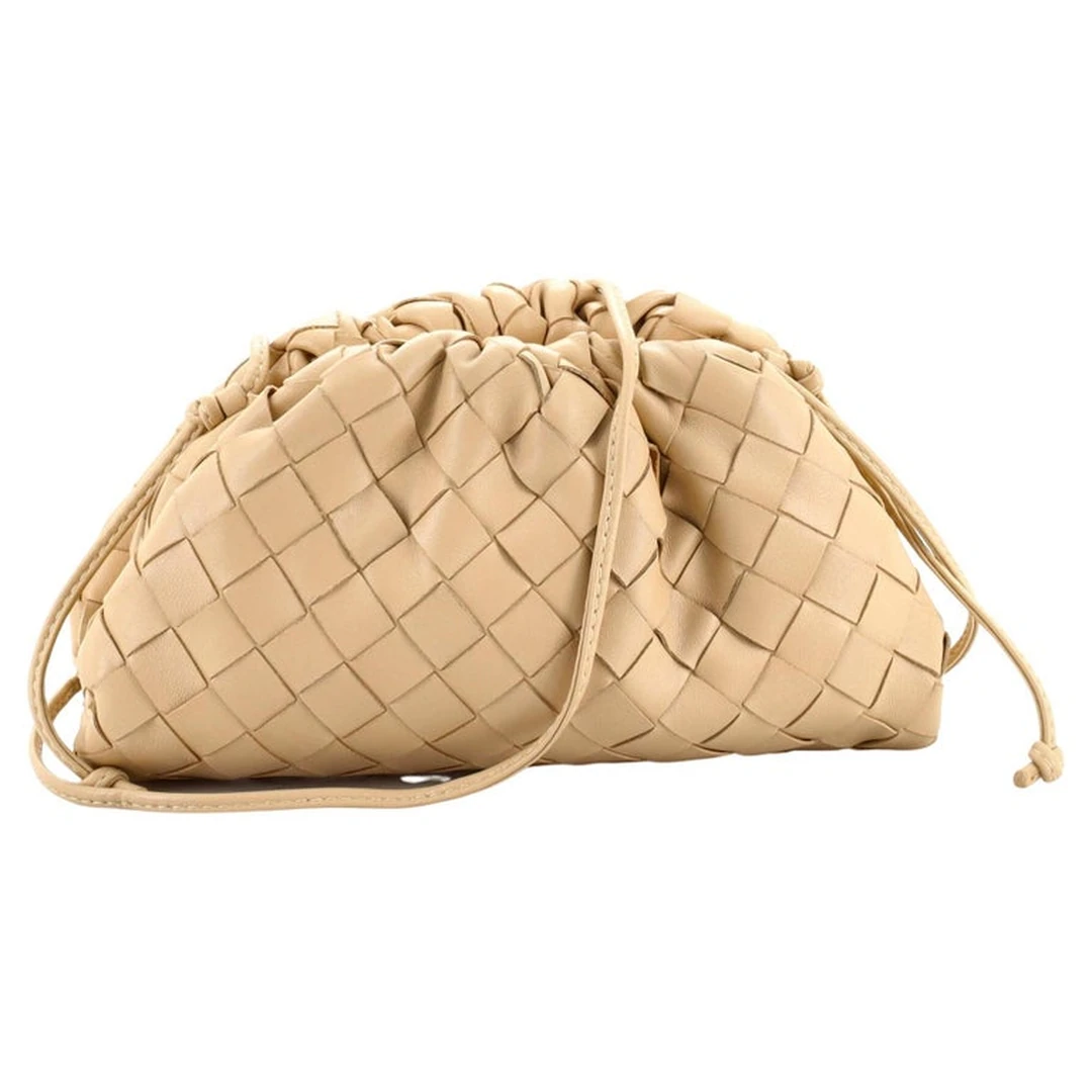 The Pouch Intrecciato